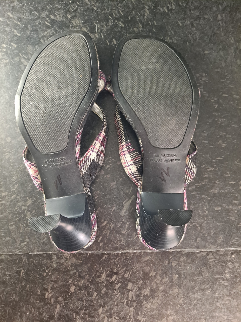 VINTAGE Y2K Rampage Women’s Black Plaid Slip-On Heels - Size 6.5 - Picture 9 of 11
